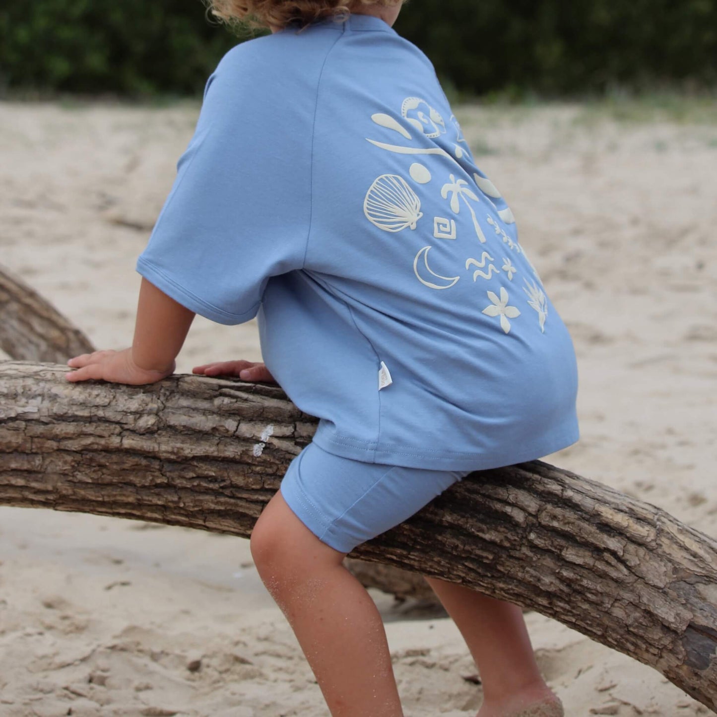 BAM LOVES BOO - Beachcomber Tee