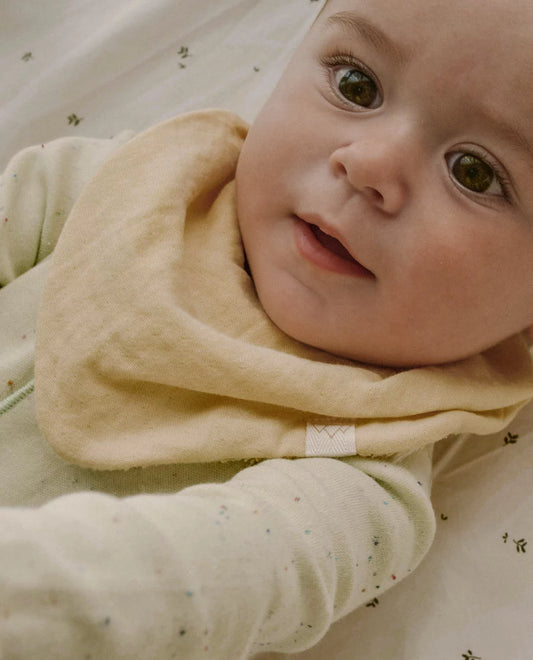 NORTH BABY - ORGANIC TERRY BIB YELLOW BANANA One Size
