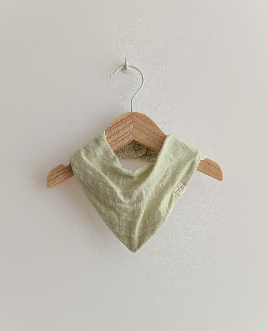 NORTH BABY - ORGANIC TERRY BIB GREEN ALOE One size